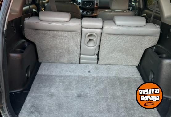 Autos - Toyota Rav4 2.4 4x4 At 2011 Nafta 215000Km - En Venta