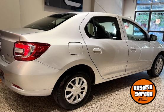 Autos - Renault LOGAN LIFE 2024 Nafta 35000Km - En Venta