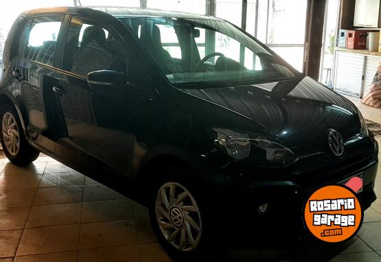 Autos - Volkswagen Up high 2019 Nafta 75000Km - En Venta