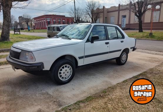 Autos - Renault 18 TXE 1989 Nafta 283000Km - En Venta