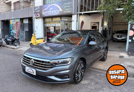 Autos - Volkswagen Vento Highline 2019 Nafta 89000Km - En Venta