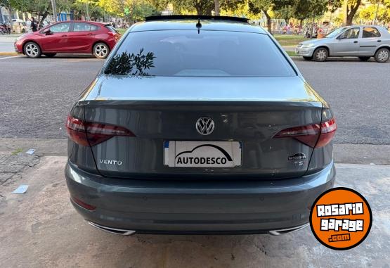 Autos - Volkswagen Vento Highline 2019 Nafta 89000Km - En Venta