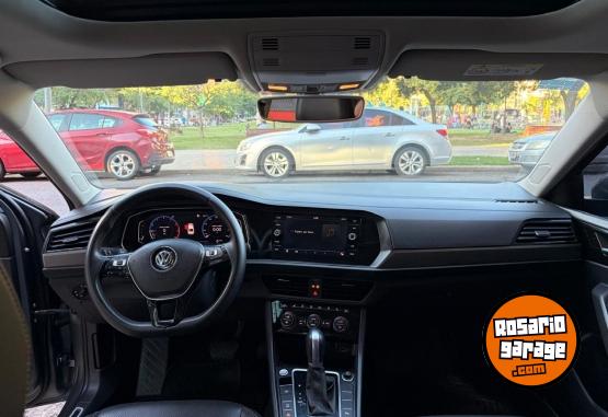 Autos - Volkswagen Vento Highline 2019 Nafta 89000Km - En Venta