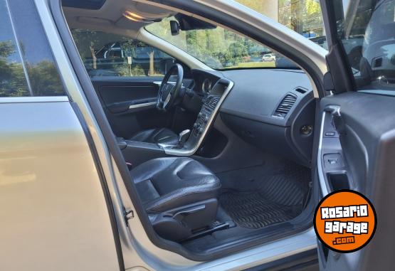 Camionetas - Toyota VOLVO XC60 T5 2013 Nafta 170000Km - En Venta