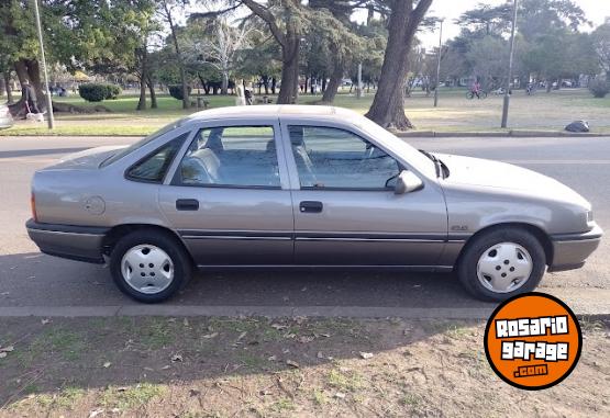 Autos - Opel VECTRA GLS 1992 Nafta 180000Km - En Venta