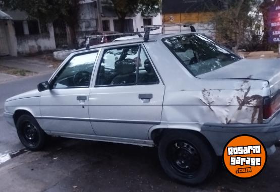 Autos - Renault R9 1994 GNC 999999Km - En Venta