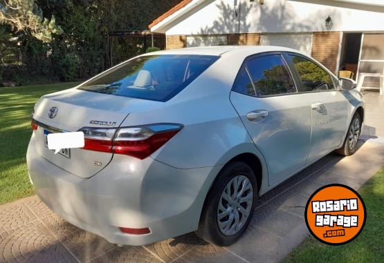 Autos - Toyota Corolla XLI 2017 Nafta 140000Km - En Venta
