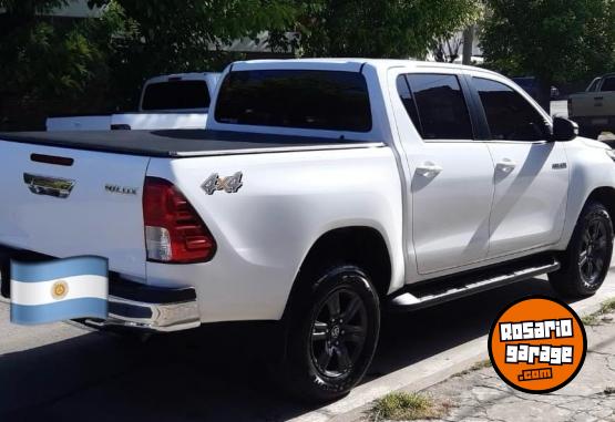 Camionetas - Toyota 4X4 SR 2021 Diesel 34000Km - En Venta