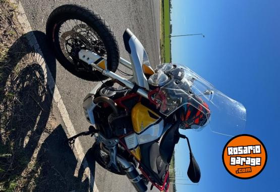 Motos - Guzzi V85TT 2021 Nafta 11000Km - En Venta