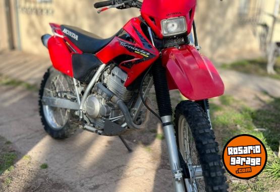 Motos - Honda Tornado xr 250 2013 Nafta 6000Km - En Venta