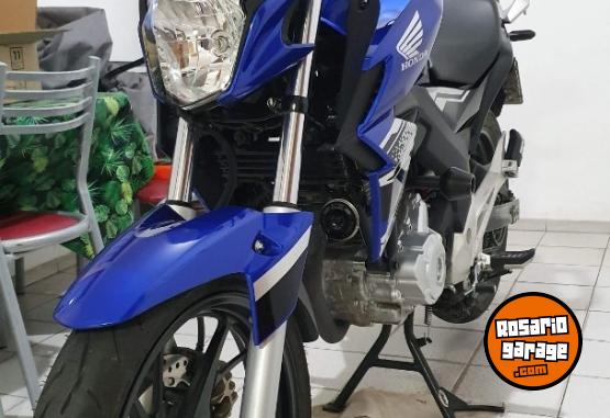 Motos - Honda CB 250 2022 Nafta 5300Km - En Venta