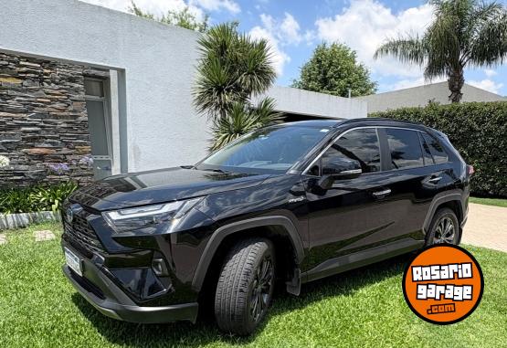 Camionetas - Toyota Rav4 HEV 2,5 AED LIMITED 2023 Electrico / Hibrido 62000Km - En Venta