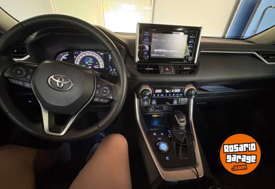 Camionetas - Toyota Rav4 HEV 2,5 AED LIMITED 2023 Electrico / Hibrido 62000Km - En Venta