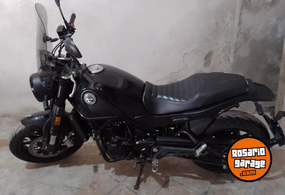 Motos - Benelli Leoncino 2021 Nafta 7700Km - En Venta