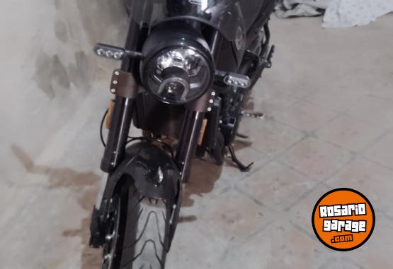 Motos - Benelli Leoncino 2021 Nafta 7700Km - En Venta