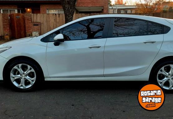 Autos - Chevrolet Cruze lt 2018 Nafta 85000Km - En Venta