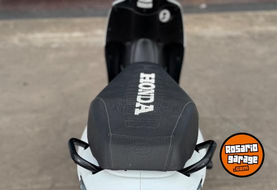 Motos - Honda BIZ 2015 Nafta 20000Km - En Venta