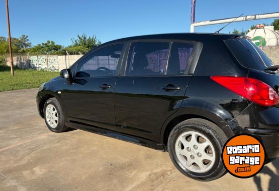 Autos - Nissan Tiida 2011 Nafta 146000Km - En Venta