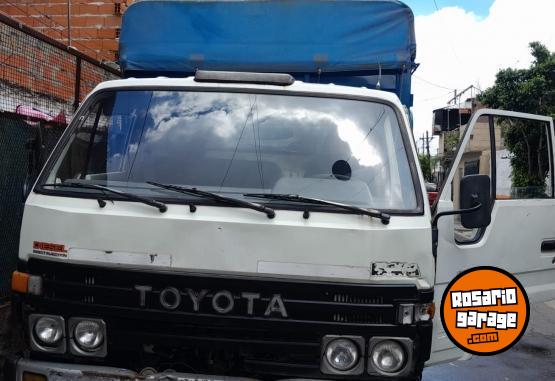 Camiones y Gr�as - TOYOTA DYNA 1996 LISTO PARA TRABAJAR - En Venta