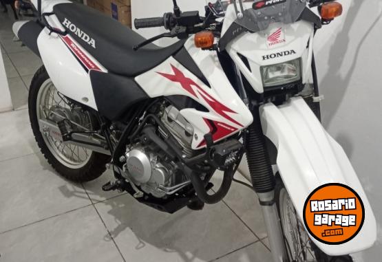 Motos - Honda Tornado 2021 Nafta 900Km - En Venta