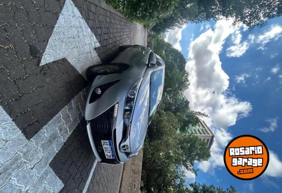 Autos - Toyota Yaris XLS 5P CVT 2021 Nafta 82347Km - En Venta