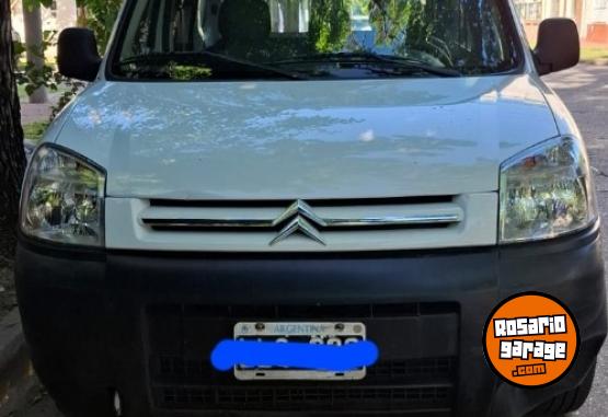 Utilitarios - Citroen Berlingo 2012 GNC 124000Km - En Venta
