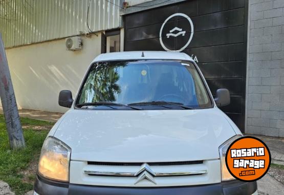 Utilitarios - Citroen Berlingo Business Mixto 2016 Diesel 175000Km - En Venta