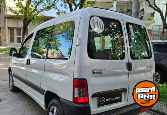 Utilitarios - Citroen Berlingo Business Mixto 2016 Diesel 175000Km - En Venta