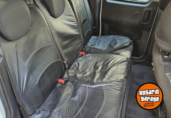 Utilitarios - Citroen Berlingo Business Mixto 2016 Diesel 175000Km - En Venta