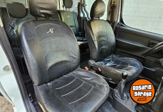 Utilitarios - Citroen Berlingo Business Mixto 2016 Diesel 175000Km - En Venta