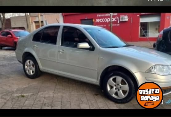Autos - Volkswagen Bora 2012 GNC 129000Km - En Venta
