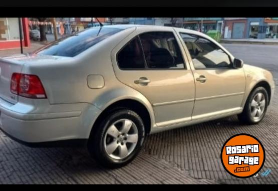 Autos - Volkswagen Bora 2012 GNC 129000Km - En Venta
