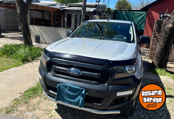 Camionetas - Ford Ranger 2016 GNC 190000Km - En Venta