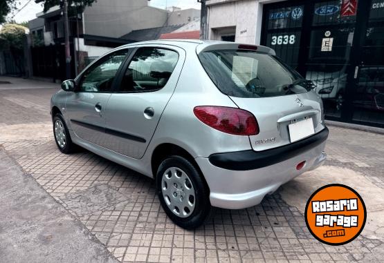 Autos - Peugeot 206 2006 Nafta 100000Km - En Venta