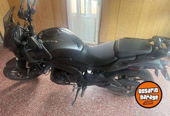 Motos - Bajaj TOURING 2024 Nafta 3300Km - En Venta