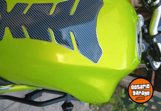 Motos - Benelli Tnt 2022 Nafta 15000Km - En Venta