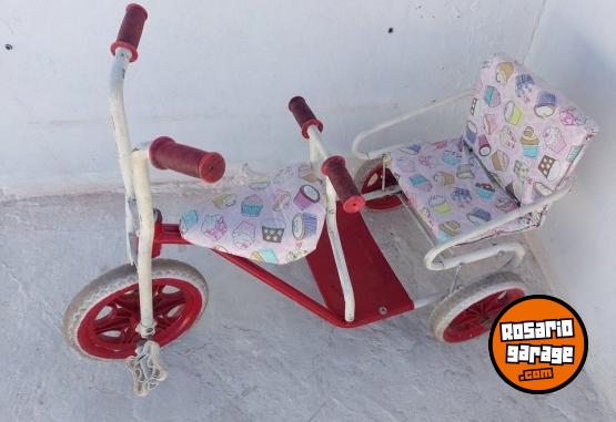 Artículos para bebé - VENDO COCHECITO TRICICLO PARA NIÑO/AS EN EXCELENTE ESTADO - En Venta