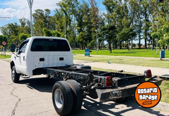 Camiones y Gras - FORD F4000 2011 (3413044033) - En Venta