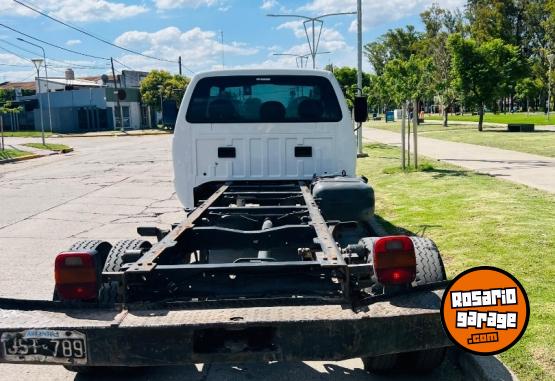 Camiones y Gras - FORD F4000 2011 (3413044033) - En Venta