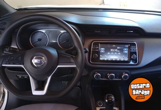 Autos - Nissan Sense 2021 Nafta 30000Km - En Venta