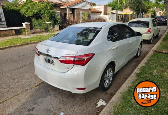 Autos - Toyota Corolla XEI PACK CVT 2015 Nafta 130000Km - En Venta