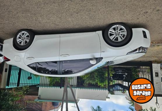 Autos - Toyota Corolla XEI PACK CVT 2015 Nafta 130000Km - En Venta
