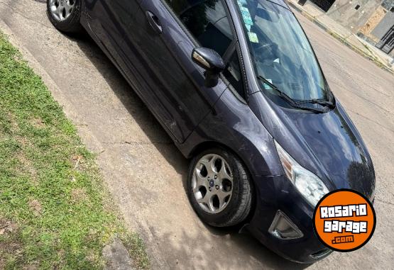 Autos - Ford Fiesta Titanium 2012 Nafta 162000Km - En Venta