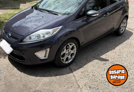 Autos - Ford Fiesta Titanium 2012 Nafta 162000Km - En Venta