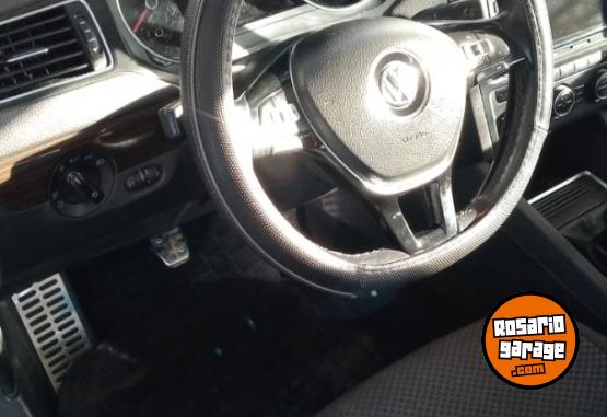 Autos - Volkswagen Vento 2016 Nafta 106000Km - En Venta