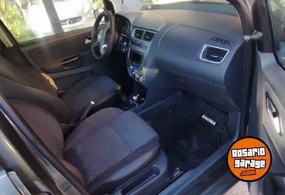 Autos - Volkswagen Suran 2014 GNC 215000Km - En Venta