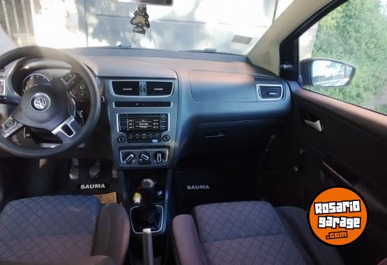 Autos - Volkswagen Suran 2014 GNC 215000Km - En Venta