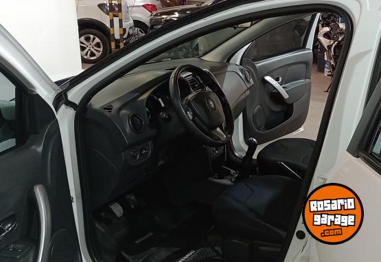 Autos - Renault SANDERO PRIVILEGE 1.6 GNC 2017 GNC 135436Km - En Venta