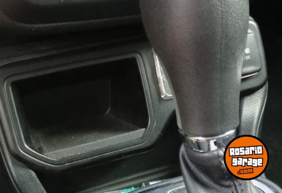 Camionetas - Jeep RENEGADE 1.8 LONGITUDE AT 2022 Nafta 25000Km - En Venta