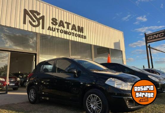 Autos - Nissan Tiida 2011 Nafta 182000Km - En Venta